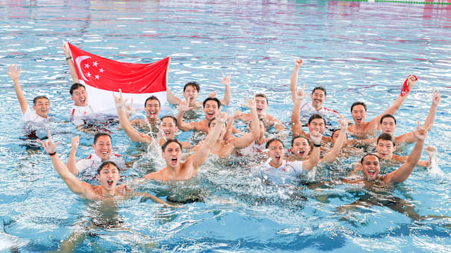 记者：德罗西取消去阿根廷看博卡vs河床的行程，或接手热那亚（记者称德罗西取消赴阿根廷观战博卡对河床，或将接手热那亚）