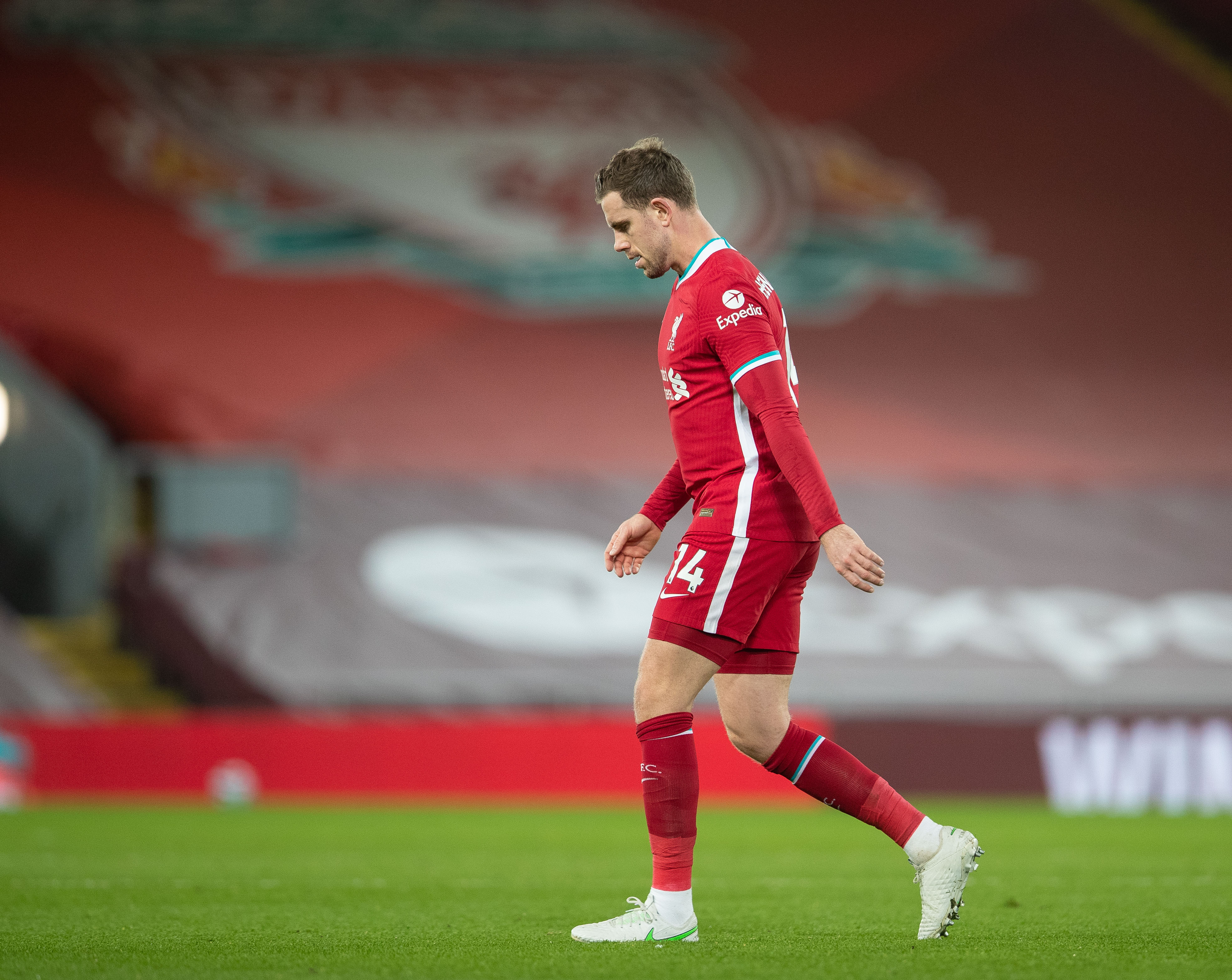 媒体人：山东泰山新赛季教练配置计划是韩鹏+外籍助教（媒体称山东泰山新赛季教练组方案：韩鹏联手外籍助教）