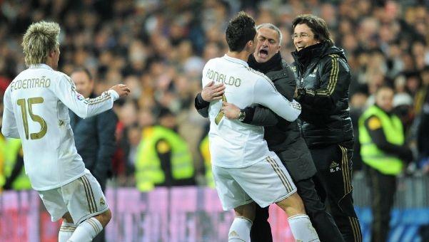 亚马尔：不会去想我是西班牙足球的新旗帜；目前没感到过压力（亚马尔：不把自己当作西班牙足球新象征，目前尚未感到压力）