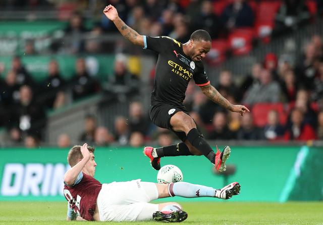 半场：阿森纳0-0水晶宫，马杜埃凯失良机，贝尼特斯屡救险（半场战报：阿森纳0-0水晶宫，马杜埃凯错失良机，贝尼特斯多次化解险情）