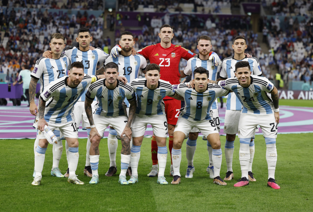 NBA季后赛展望：东西部首轮对阵预测,（NBA季后赛前瞻：东西部首轮对决预测）