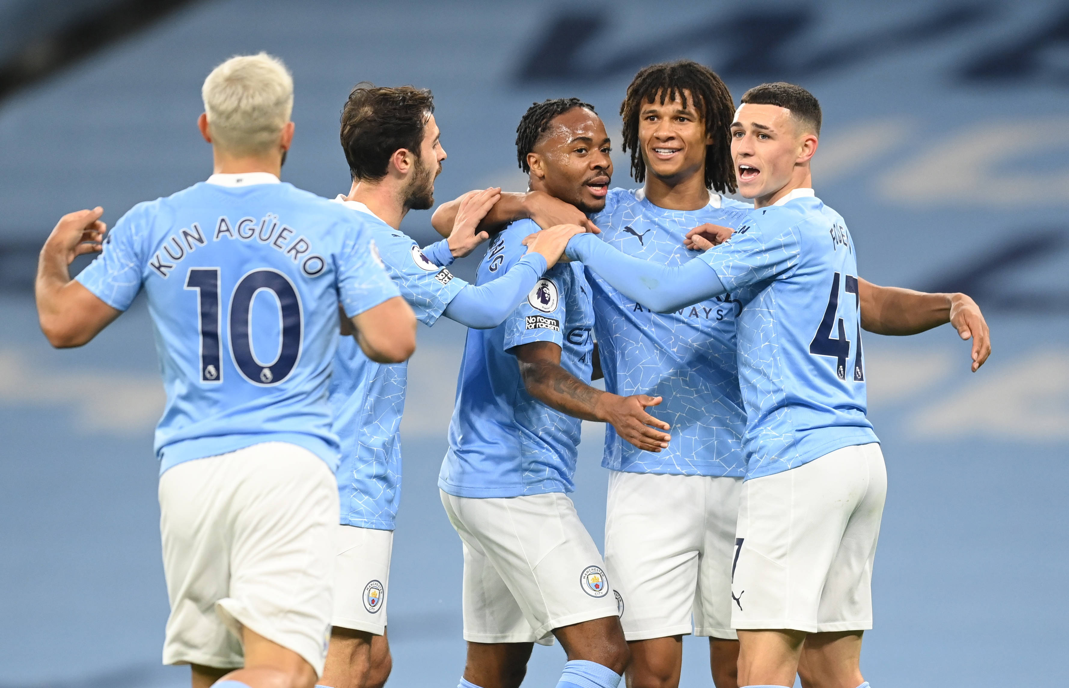 曼联狂丢21球暴露防守隐患，明夏抢免费英超铁卫！阿莫林欲签嫡系（曼联连丢21球显后防短板，明夏瞄准免签英超铁卫，阿莫林力荐嫡系）