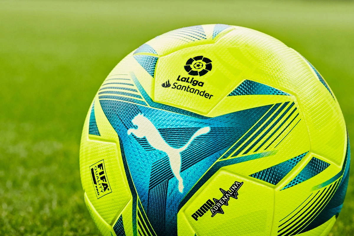 甘锐：主教练反复强调亚冠一定要拼，韦世豪也冒着风险上场了（甘锐：主帅一再要求为亚冠拼尽全力，韦世豪带伤冒险出战）