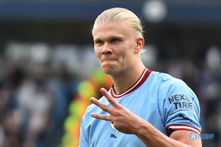 追上咱们盐城的足球巨星了，蒯纪闻还有苏超的队员们（与盐城足球巨星齐名，蒯纪闻联袂苏超队员）