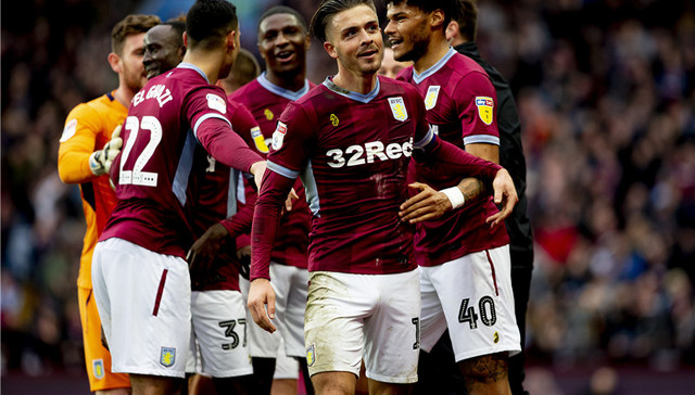 马特乌斯：我和马拉多纳就像梅西和C罗，但我们场外相处更多（马特乌斯：我与马拉多纳如梅西与C罗，但私下互动更多）