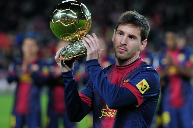 天空：曼联1月不会积极出售齐尔克泽，最近他发挥了一些作用（天空体育：曼联今冬不主动出售齐尔克泽，近期表现已有所贡献）