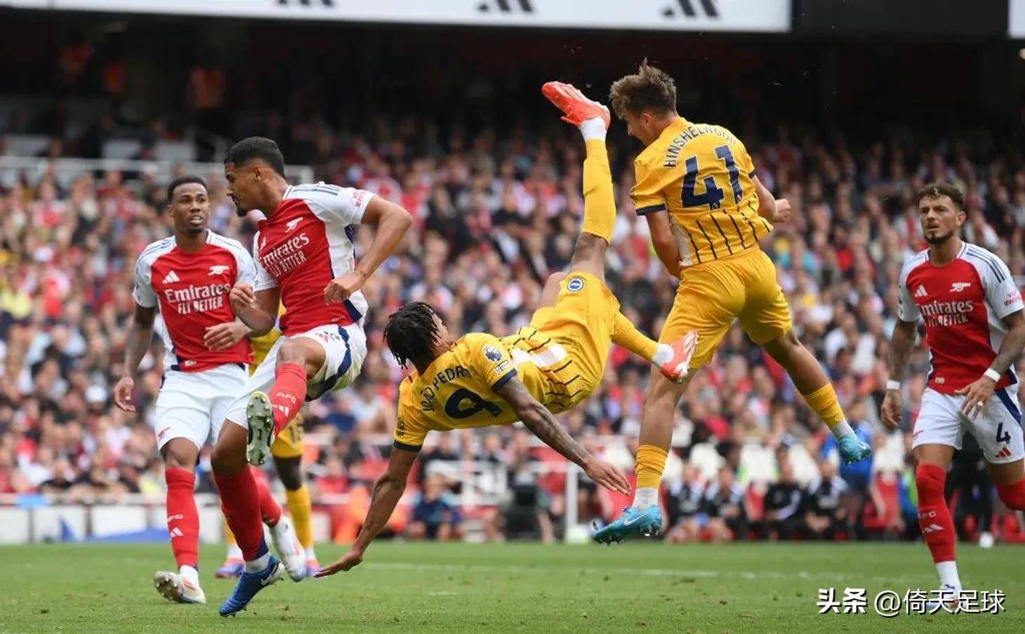 记者：萨拉赫不会随队出征国米，决定由高层和斯洛特共同作出（记者：俱乐部高层与斯洛特共同决定，萨拉赫不随队出征对阵国米）