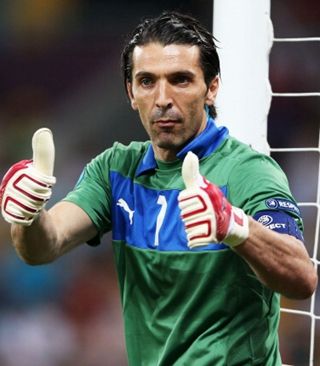 德转五大联赛外欧洲俱乐部身价前10：葡超三强前3，伊镇上榜（德转公布欧洲非五大联赛俱乐部身价TOP10：葡超三强包揽前三，伊镇在列）