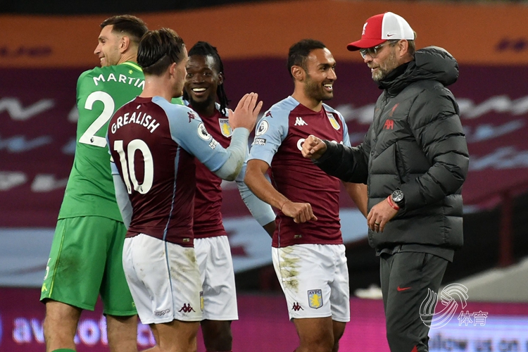 跟队记者：莱奥续约谈判还没正式开启，但俱乐部正在讨论（队记：莱奥续约谈判尚未正式启动，俱乐部已展开讨论）