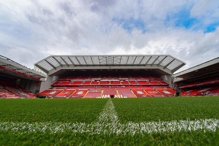 西蒙尼：朱利亚诺希望继续成长，我们也会全力帮助他（西蒙尼：朱利亚诺渴望持续提升，我们将尽全力支持他）